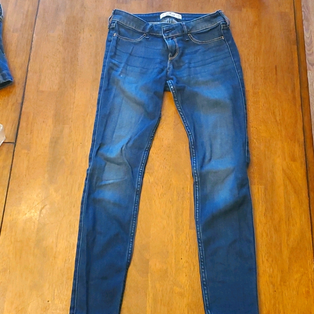 Hollister jeans